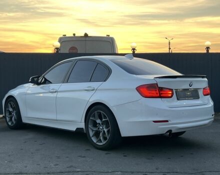 Белый БМВ 3 Серия, объемом двигателя 2 л и пробегом 215 тыс. км за 12800 $, фото 3 на Automoto.ua