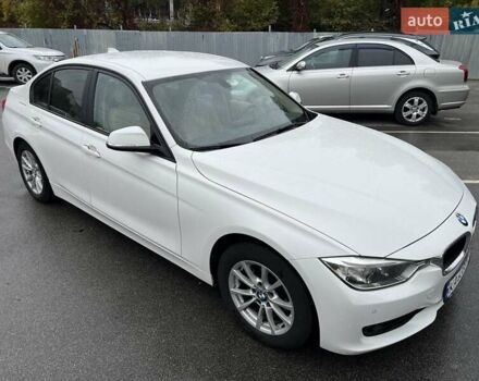 Белый БМВ 3 Серия, объемом двигателя 1.59 л и пробегом 238 тыс. км за 11700 $, фото 6 на Automoto.ua