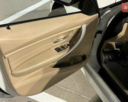 Белый БМВ 3 Серия, объемом двигателя 2 л и пробегом 243 тыс. км за 13000 $, фото 10 на Automoto.ua