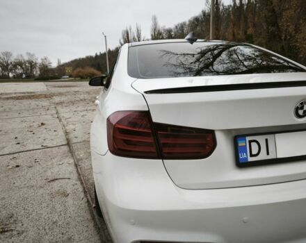 Белый БМВ 3 Серия, объемом двигателя 2 л и пробегом 222 тыс. км за 10700 $, фото 3 на Automoto.ua