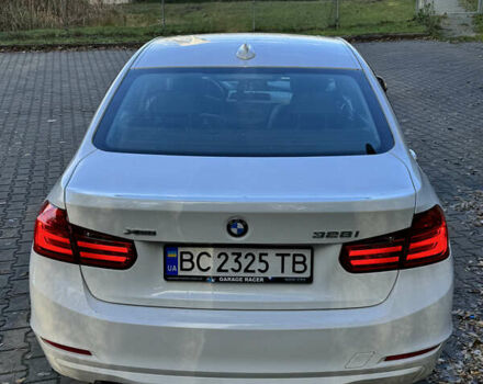 Белый БМВ 3 Серия, объемом двигателя 2 л и пробегом 141 тыс. км за 14400 $, фото 10 на Automoto.ua