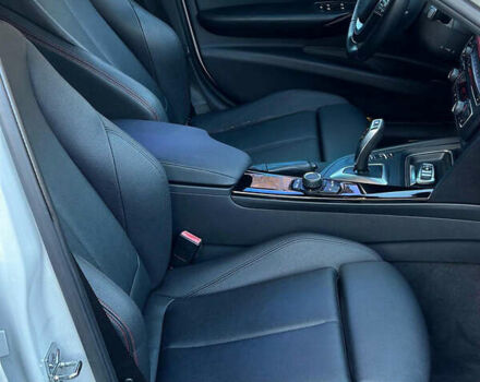 Белый БМВ 3 Серия, объемом двигателя 2 л и пробегом 299 тыс. км за 10999 $, фото 5 на Automoto.ua