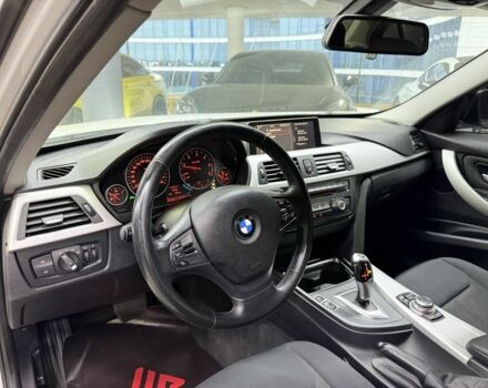 БМВ 3 Серия 2012 в Одессе на Automoto.ua Белый БМВ 3 Серия, объемом двигателя 2 л и пробегом 420 тыс. км за 10900 $, фото 18 на Automoto.ua
