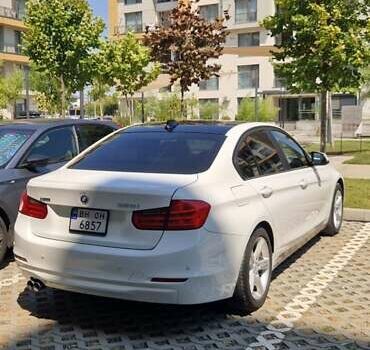 Белый БМВ 3 Серия, объемом двигателя 2 л и пробегом 159 тыс. км за 12500 $, фото 3 на Automoto.ua