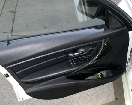 Белый БМВ 3 Серия, объемом двигателя 2 л и пробегом 290 тыс. км за 8900 $, фото 13 на Automoto.ua