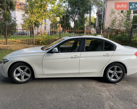 Белый БМВ 3 Серия, объемом двигателя 2 л и пробегом 208 тыс. км за 10500 $, фото 3 на Automoto.ua