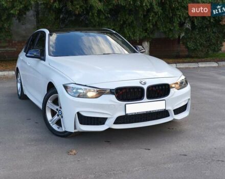 БМВ 3 Серія 2012 у Києві на Automoto.ua Білий БМВ 3 Серія, об'ємом двигуна 0 л та пробігом 222 тис. км за 10900 $, фото 5 на Automoto.ua