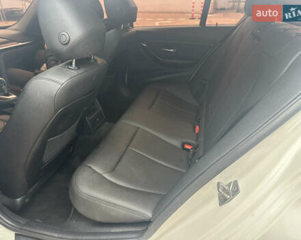 Белый БМВ 3 Серия, объемом двигателя 2 л и пробегом 204 тыс. км за 9850 $, фото 15 на Automoto.ua