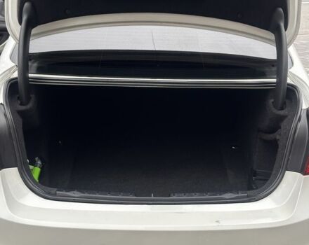 Белый БМВ 3 Серия, объемом двигателя 2 л и пробегом 367 тыс. км за 11000 $, фото 7 на Automoto.ua