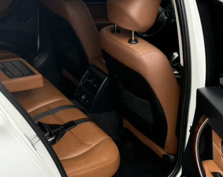 Белый БМВ 3 Серия, объемом двигателя 2 л и пробегом 286 тыс. км за 10400 $, фото 17 на Automoto.ua