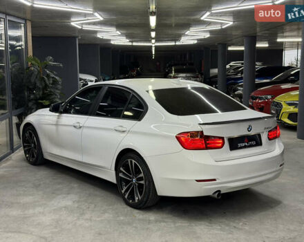 БМВ 3 Серія 2012 у Одесі на Automoto.ua Білий БМВ 3 Серія, об'ємом двигуна 2 л та пробігом 420 тис. км за 10900 $, фото 7 на Automoto.ua