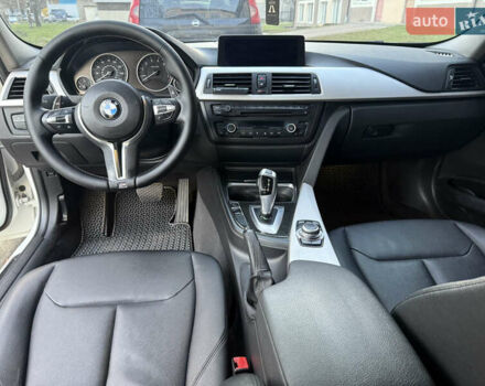 Білий БМВ 3 Серія, об'ємом двигуна 2 л та пробігом 211 тис. км за 12800 $, фото 3 на Automoto.ua