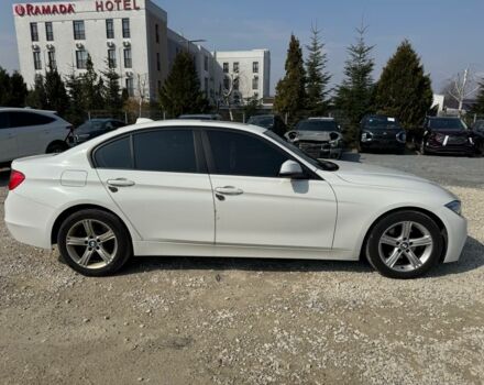 Белый БМВ 3 Серия, объемом двигателя 2 л и пробегом 146 тыс. км за 13500 $, фото 1 на Automoto.ua