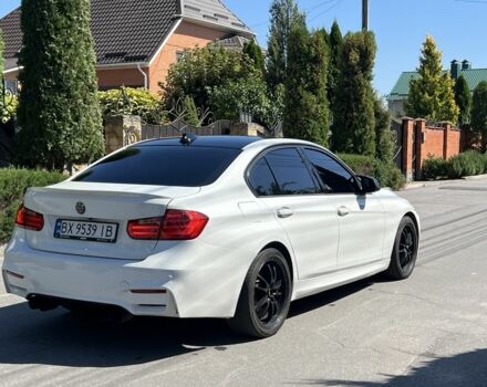 Білий БМВ 3 Серія, об'ємом двигуна 2 л та пробігом 228 тис. км за 12700 $, фото 5 на Automoto.ua