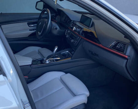 Белый БМВ 3 Серия, объемом двигателя 2 л и пробегом 247 тыс. км за 12899 $, фото 7 на Automoto.ua