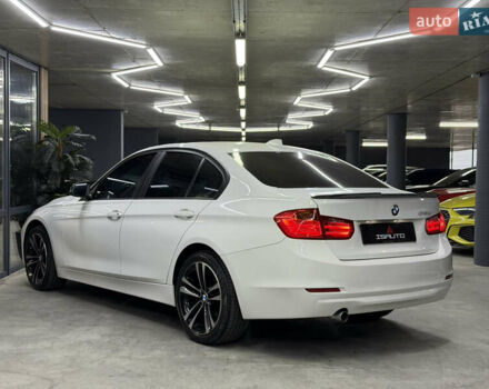 БМВ 3 Серія 2012 у Одесі на Automoto.ua Білий БМВ 3 Серія, об'ємом двигуна 2 л та пробігом 420 тис. км за 10900 $, фото 8 на Automoto.ua