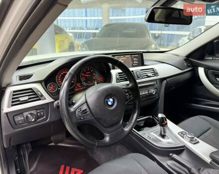 БМВ 3 Серія 2012 у Одесі на Automoto.ua Білий БМВ 3 Серія, об'ємом двигуна 2 л та пробігом 420 тис. км за 10900 $, фото 17 на Automoto.ua