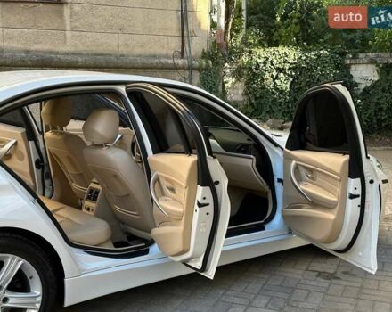 Белый БМВ 3 Серия, объемом двигателя 2 л и пробегом 107 тыс. км за 12250 $, фото 37 на Automoto.ua