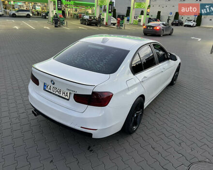 Белый БМВ 3 Серия, объемом двигателя 2 л и пробегом 176 тыс. км за 10100 $, фото 8 на Automoto.ua