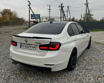 БМВ 3 Серия 2012 в Киеве на Automoto.ua Белый БМВ 3 Серия, объемом двигателя 2 л и пробегом 246 тыс. км за 13000 $, фото 9 на Automoto.ua