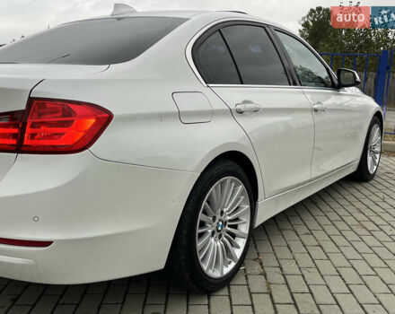 Белый БМВ 3 Серия, объемом двигателя 2 л и пробегом 196 тыс. км за 12999 $, фото 7 на Automoto.ua
