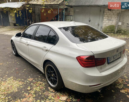 БМВ 3 Серия 2012 в Обухове на Automoto.ua Белый БМВ 3 Серия, объемом двигателя 2 л и пробегом 106 тыс. км за 13500 $, фото 6 на Automoto.ua