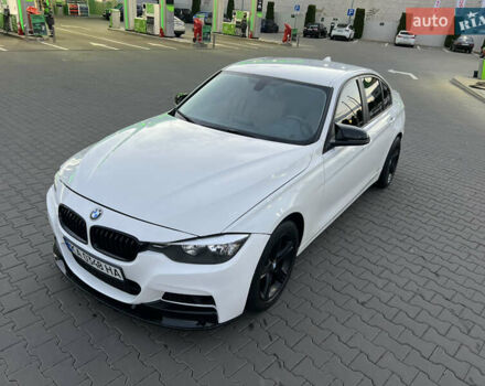 Белый БМВ 3 Серия, объемом двигателя 2 л и пробегом 176 тыс. км за 10100 $, фото 4 на Automoto.ua