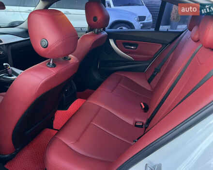 Белый БМВ 3 Серия, объемом двигателя 2 л и пробегом 217 тыс. км за 12800 $, фото 5 на Automoto.ua