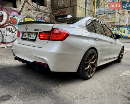 Белый БМВ 3 Серия, объемом двигателя 2.98 л и пробегом 190 тыс. км за 16000 $, фото 5 на Automoto.ua
