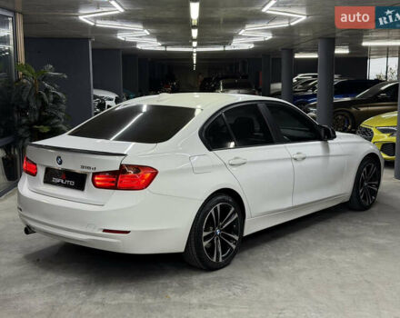 БМВ 3 Серія 2012 у Одесі на Automoto.ua Білий БМВ 3 Серія, об'ємом двигуна 2 л та пробігом 420 тис. км за 10900 $, фото 11 на Automoto.ua