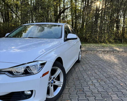 Белый БМВ 3 Серия, объемом двигателя 2 л и пробегом 141 тыс. км за 14400 $, фото 4 на Automoto.ua