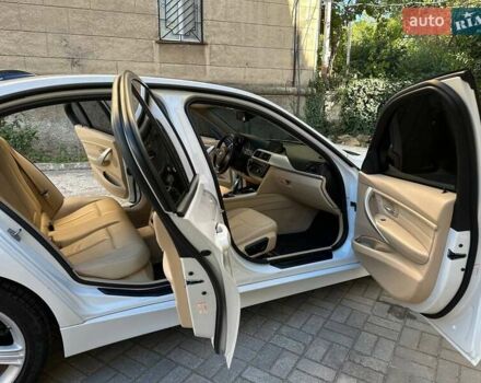 Белый БМВ 3 Серия, объемом двигателя 2 л и пробегом 107 тыс. км за 12250 $, фото 44 на Automoto.ua