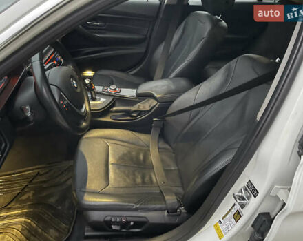 Белый БМВ 3 Серия, объемом двигателя 2 л и пробегом 181 тыс. км за 10200 $, фото 13 на Automoto.ua