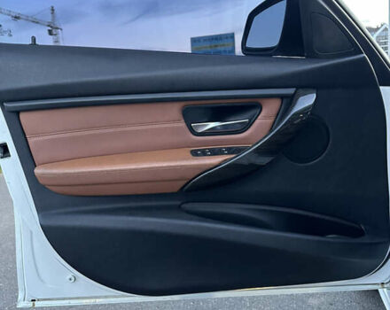 Белый БМВ 3 Серия, объемом двигателя 2 л и пробегом 250 тыс. км за 13000 $, фото 7 на Automoto.ua