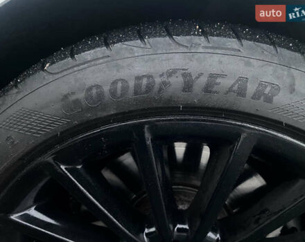 Білий БМВ 3 Серія, об'ємом двигуна 3 л та пробігом 198 тис. км за 14500 $, фото 24 на Automoto.ua