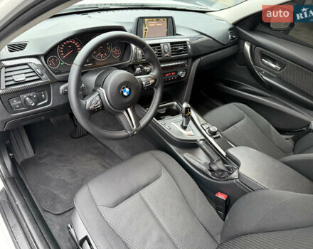 Белый БМВ 3 Серия, объемом двигателя 2 л и пробегом 25 тыс. км за 17000 $, фото 11 на Automoto.ua