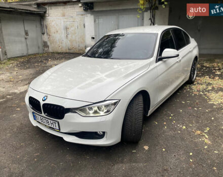 БМВ 3 Серия 2012 в Обухове на Automoto.ua Белый БМВ 3 Серия, объемом двигателя 2 л и пробегом 106 тыс. км за 13500 $, фото 4 на Automoto.ua