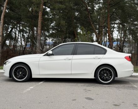 Білий БМВ 3 Серія, об'ємом двигуна 2 л та пробігом 106 тис. км за 13350 $, фото 6 на Automoto.ua