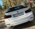 Белый БМВ 3 Серия, объемом двигателя 2 л и пробегом 265 тыс. км за 10000 $, фото 3 на Automoto.ua