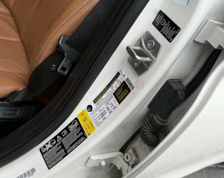 Белый БМВ 3 Серия, объемом двигателя 2 л и пробегом 286 тыс. км за 10400 $, фото 9 на Automoto.ua