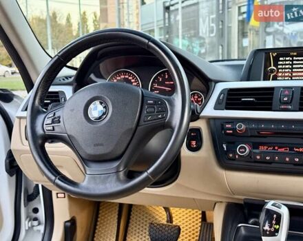 БМВ 3 Серия 2012 в Одессе на Automoto.ua Белый БМВ 3 Серия, объемом двигателя 2 л и пробегом 246 тыс. км за 10800 $, фото 62 на Automoto.ua