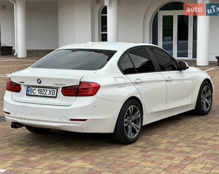 Белый БМВ 3 Серия, объемом двигателя 2 л и пробегом 204 тыс. км за 9850 $, фото 4 на Automoto.ua