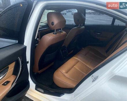Білий БМВ 3 Серія, об'ємом двигуна 3 л та пробігом 198 тис. км за 14500 $, фото 17 на Automoto.ua