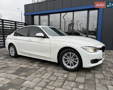 Белый БМВ 3 Серия, объемом двигателя 2 л и пробегом 25 тыс. км за 17000 $, фото 2 на Automoto.ua
