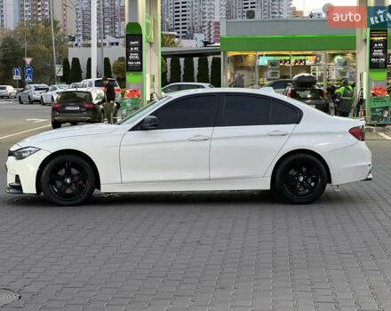 Белый БМВ 3 Серия, объемом двигателя 2 л и пробегом 176 тыс. км за 10100 $, фото 10 на Automoto.ua