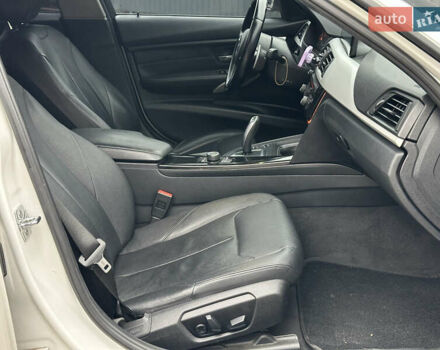 Белый БМВ 3 Серия, объемом двигателя 2 л и пробегом 248 тыс. км за 13000 $, фото 11 на Automoto.ua