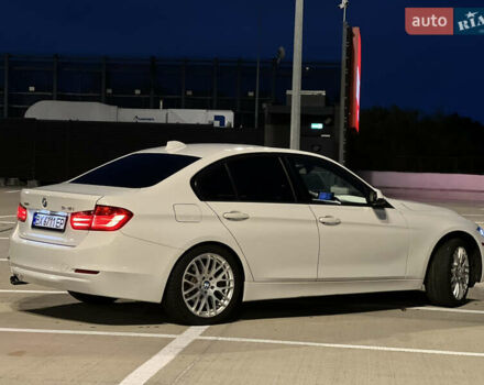 Белый БМВ 3 Серия, объемом двигателя 2 л и пробегом 243 тыс. км за 13000 $, фото 3 на Automoto.ua