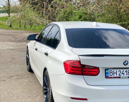 Белый БМВ 3 Серия, объемом двигателя 2 л и пробегом 299 тыс. км за 10999 $, фото 8 на Automoto.ua