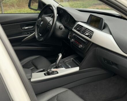 Білий БМВ 3 Серія, об'ємом двигуна 2 л та пробігом 106 тис. км за 13350 $, фото 22 на Automoto.ua