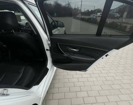 Белый БМВ 3 Серия, объемом двигателя 0 л и пробегом 190 тыс. км за 15000 $, фото 16 на Automoto.ua